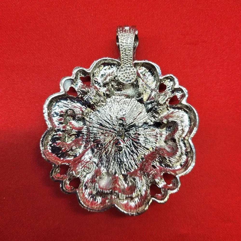 Fleur-de-lis Crystal Rhinestones Pendant